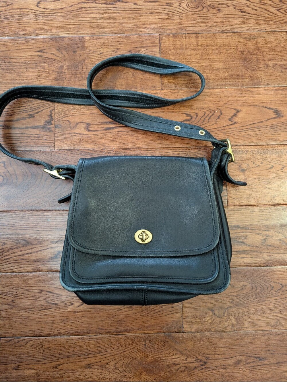Coach Vintage Legacy Rambler Crossbody Shoulder Bag Satchel Black Brass Rehab